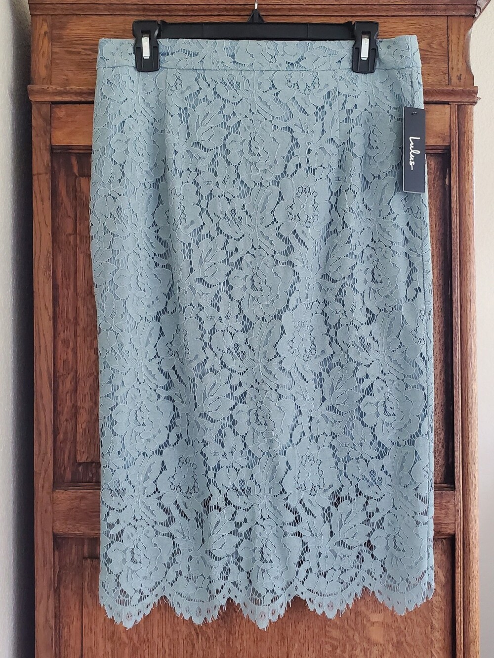 Lulus Lace Pencil Skirt LARGE NWT